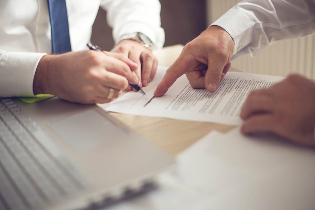 Estatuto social e contrato social: Quais são as principais diferenças?